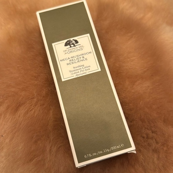 NEW | ORIGINS | mega mushrooms relief & resilience sooting lotion | 6.7 oz - Picture 2 of 2